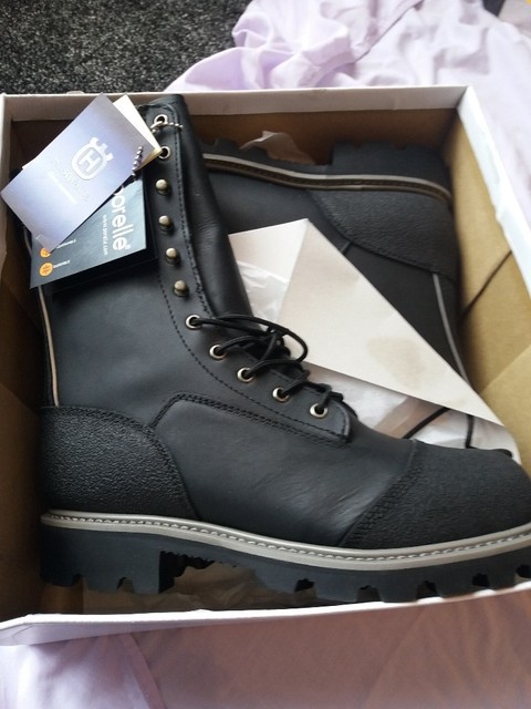 husqvarna safety boots